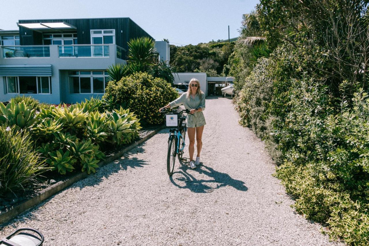 Waiheke Waterfront Lodge Oneroa Экстерьер фото